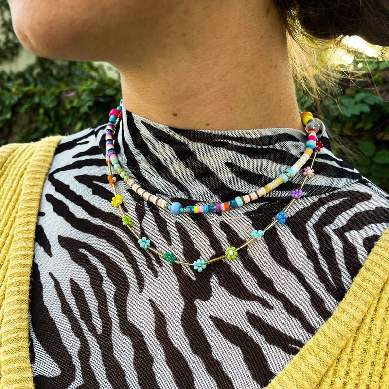 Rainbow Beads Flower Necklace (1.0) | Roblox Item - Rolimon's